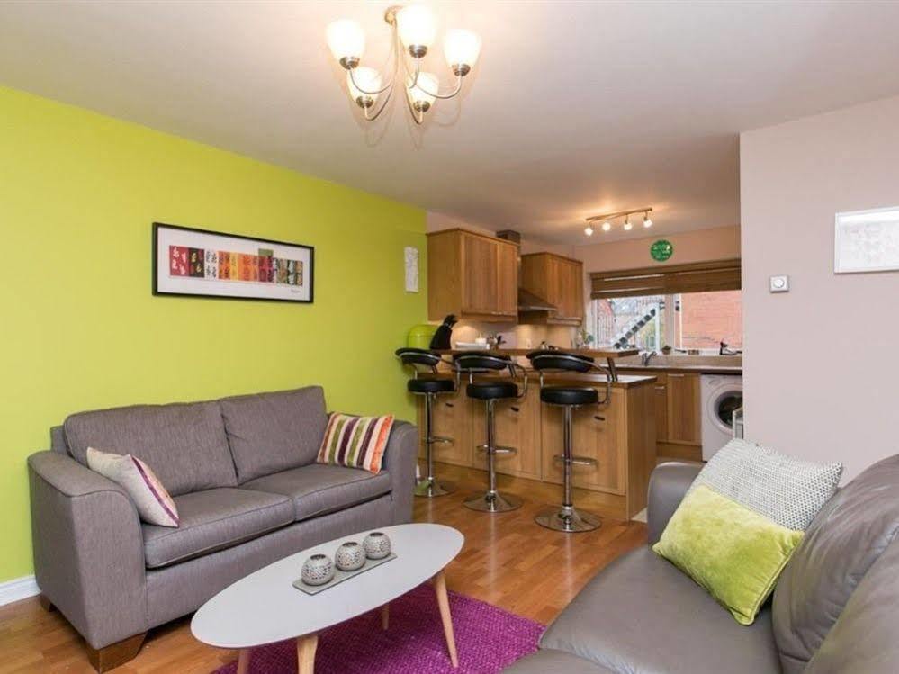 Hotel Ashleigh Manor à Belfast Extérieur photo